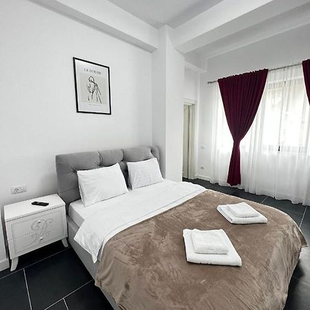 Luxury Cozy Apartments - City Center Suceava Luaran gambar