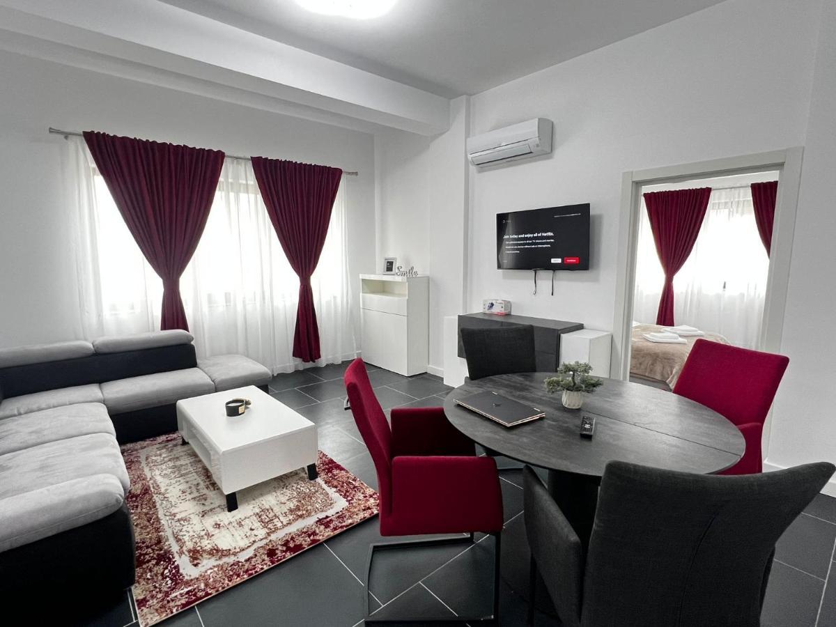 Luxury Cozy Apartments - City Center Suceava Luaran gambar