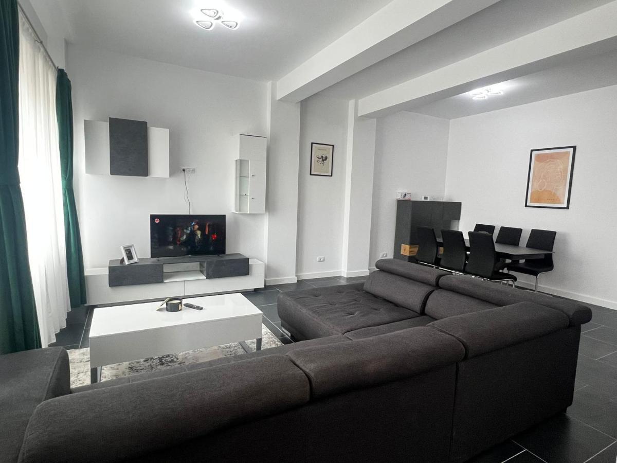 Luxury Cozy Apartments - City Center Suceava Luaran gambar