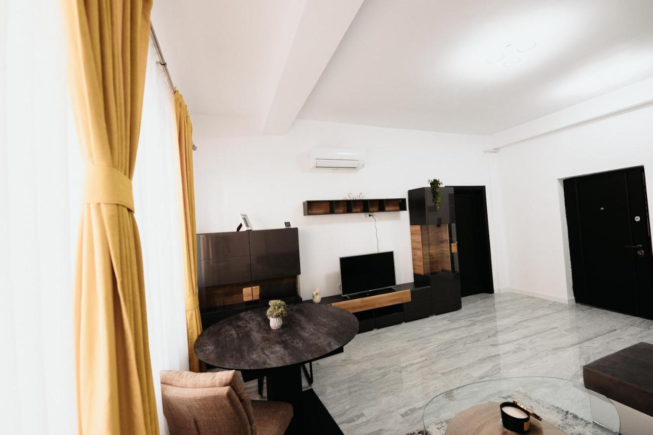 Luxury Cozy Apartments - City Center Suceava Luaran gambar