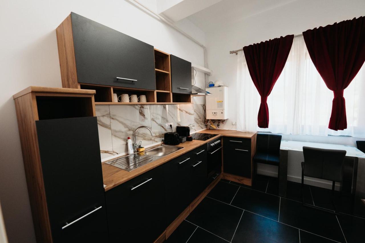 Luxury Cozy Apartments - City Center Suceava Luaran gambar
