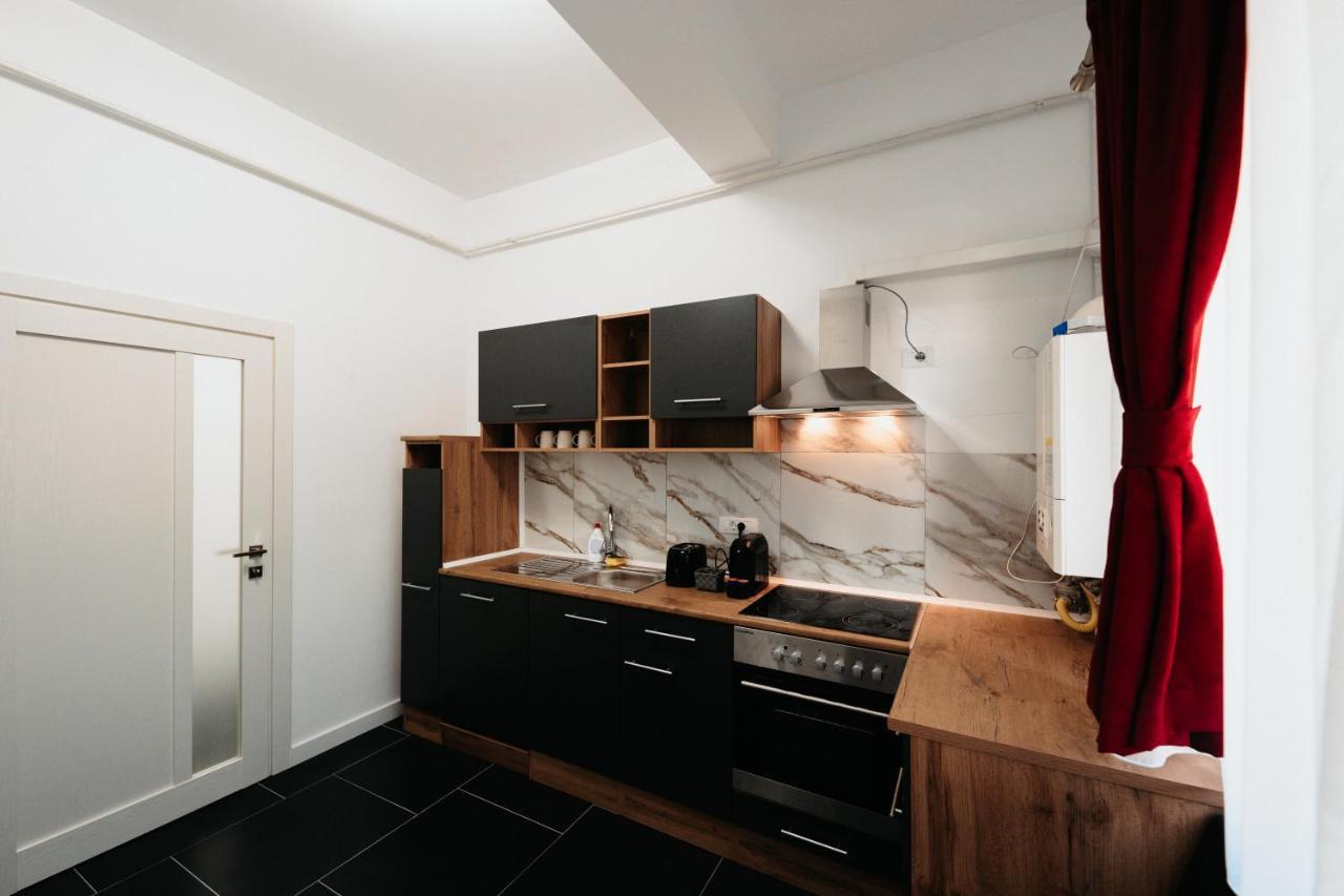 Luxury Cozy Apartments - City Center Suceava Luaran gambar